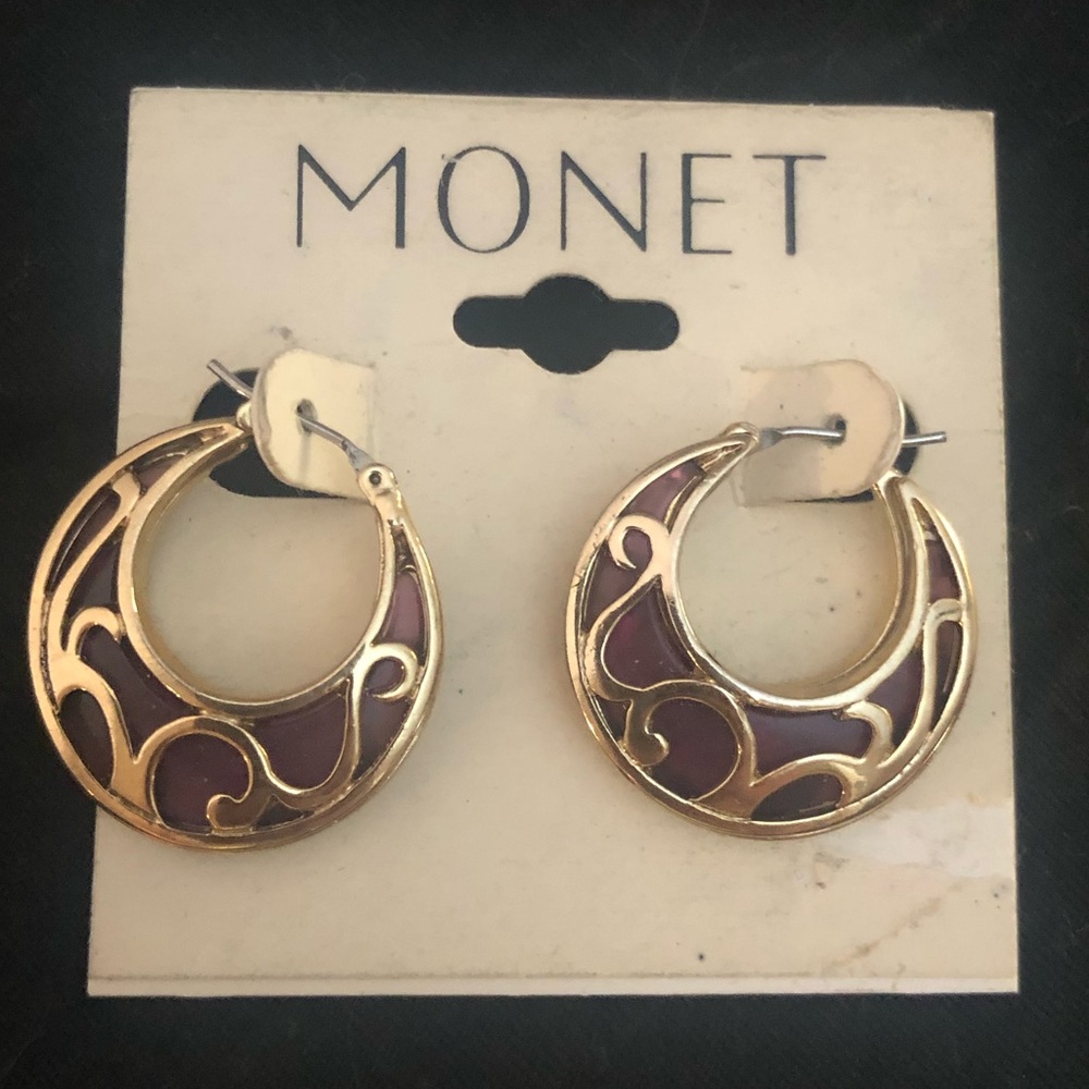 Vintage Monet earrings. Never used.